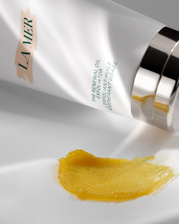 L’exfoliant The Renewal Oil 